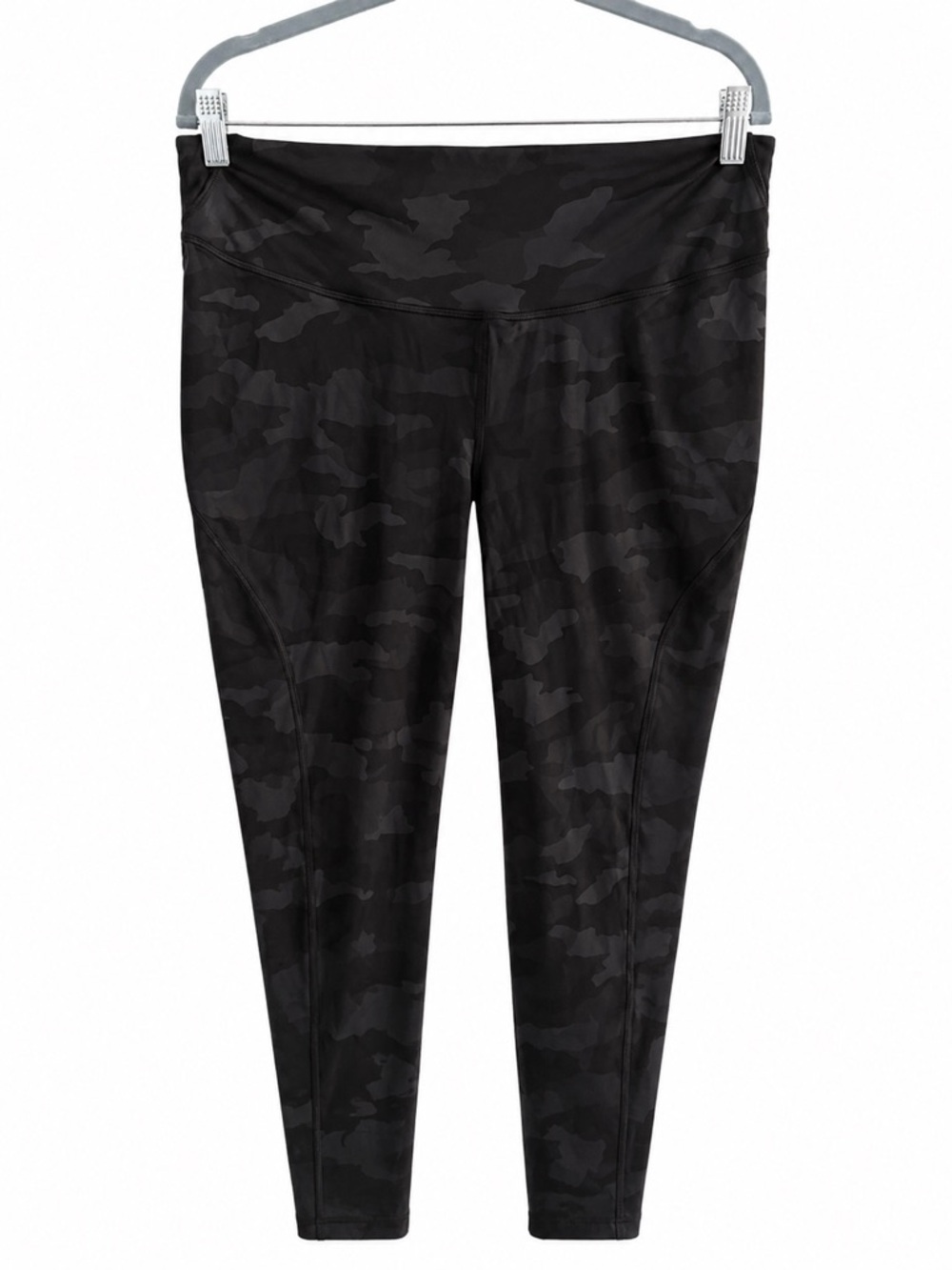 Lululemon Base Pace High-Waist Black Camo Leggings Size 18